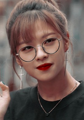 Have Jeongyeon as your mother "💛TWICE💗"
